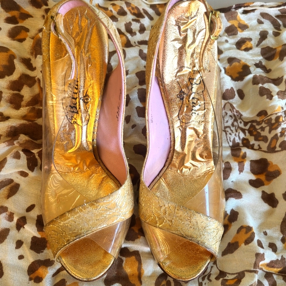 Bellini Gold Slingback Heels